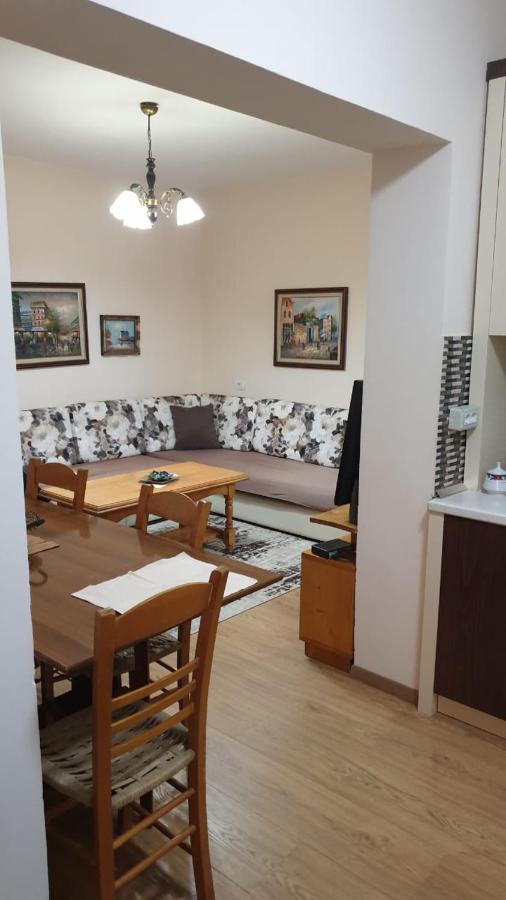 Valentina'S Apartment Tiranë Eksteriør bilde